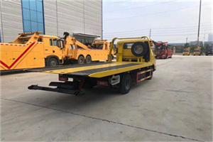 格尔木非事故拖车