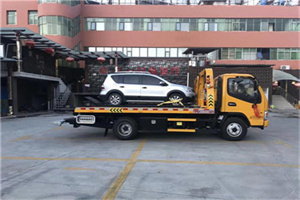 格尔木汽车紧急补胎换胎救援